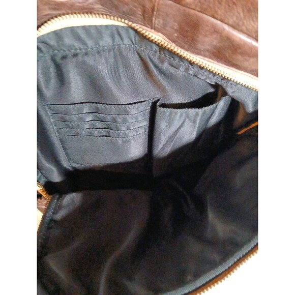 SCULLY Soft Top-Grain Leather Backpack w/American Flag 17"H x 13"W x 5"Deep - Picture 8 of 10